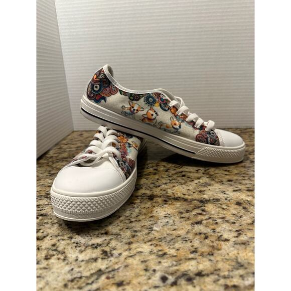 Chihuahua Colorful Paisley Flowers Mandala‎ Low Top Shoes M7/W9 - Picture 1 of 7